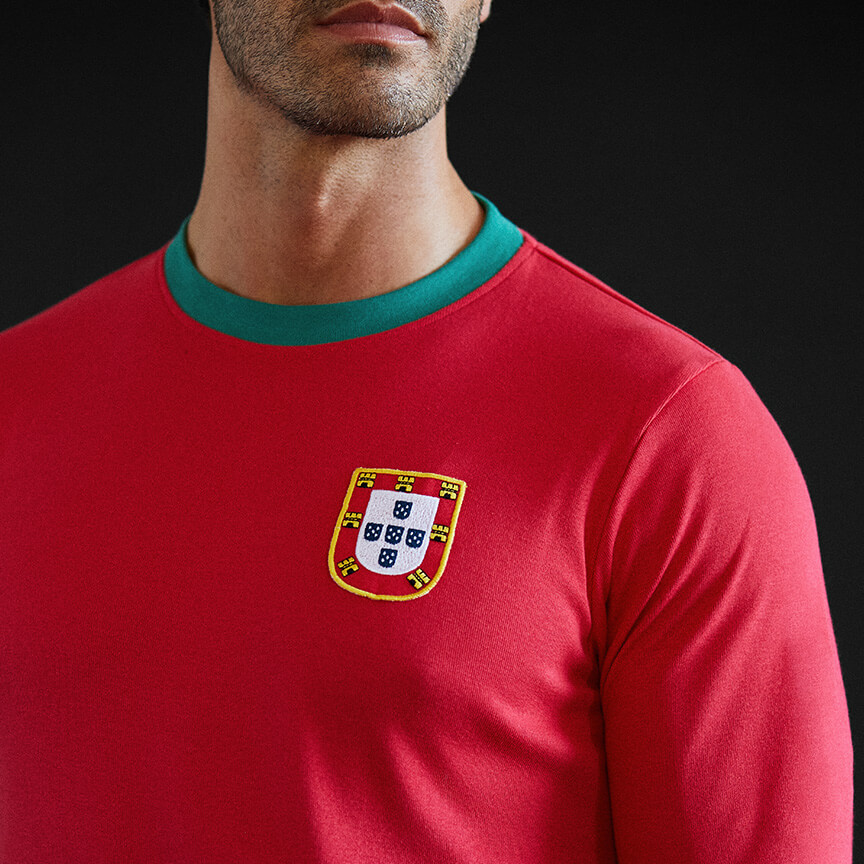 Eusebio Portugal Retro Football Shirt White