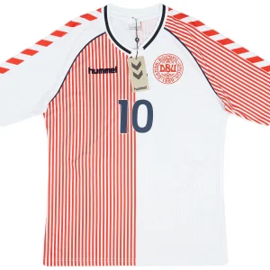 Alternative view of Denemarken hummel away shirt 2023 'Christian Eriksen'